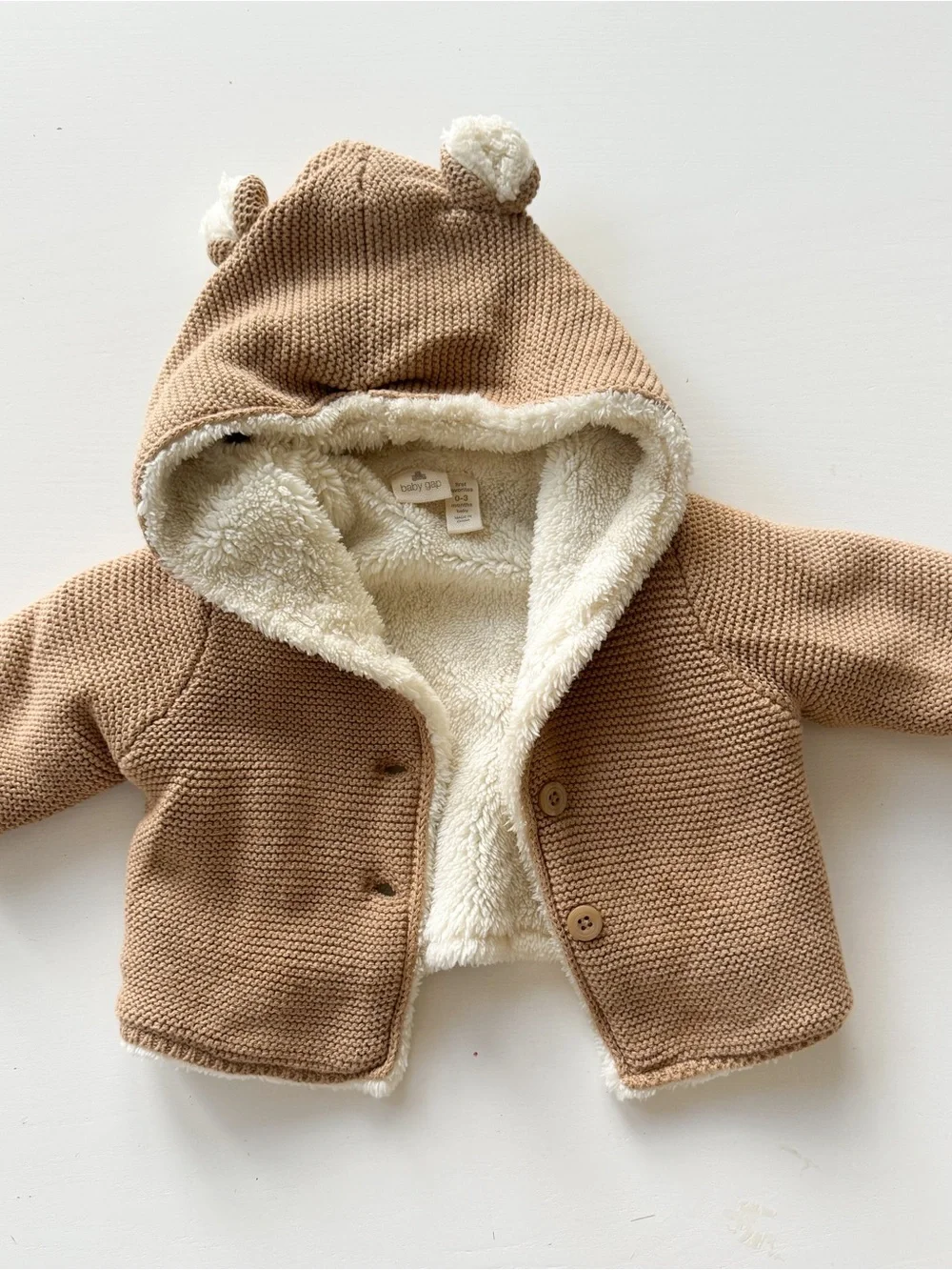 GAP soft tan